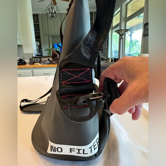 Rolling Stones 2019 No Filter Tour VIP Insulated Cooler Tote Bag - Picture 5 of 13